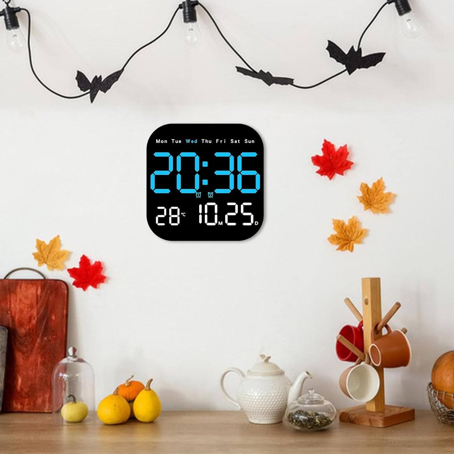 Ceasul Digital LED Cu Telecomanda Afisaj Ora Data Temperatura, Functie Alarma, Montaj Perete Sau Birou, Design Modern, Negru, Compact